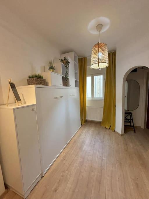 Tiny Studio Quinet Bukarest Exterior foto